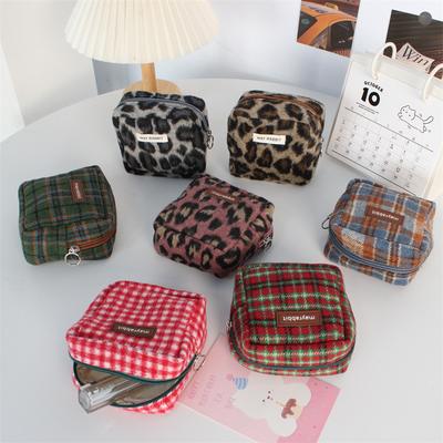 New Retro Plaid Small Square Cosmetic Organizer Bags Women Lipstick Case Mini Makeup Bag Sanitary Pad Pouch Travel Toiletry Bag