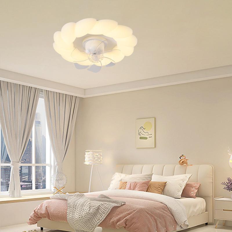 New Cream Style Bedroom 360 degree Shake Head Electric Fan Ceiling Light Intelligent Dimmable Children's Room Ceiling Fan Lamp 52 * 20cm