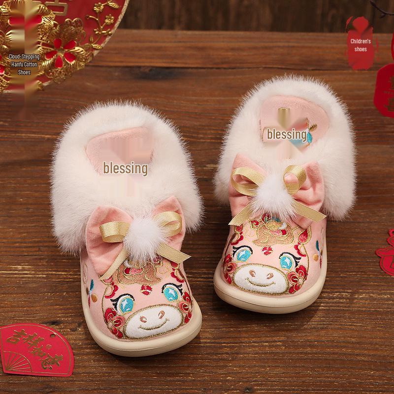 New Year Velvet Girls' Embroidered Hanfu Boots - Winter Style