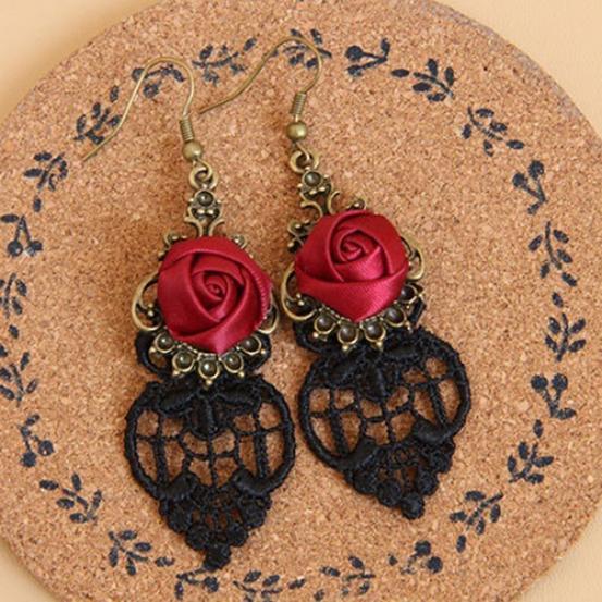 1 Pair Vintage Gothic Vampire Halloween Black Lace Red Flowers Dangle Earrings