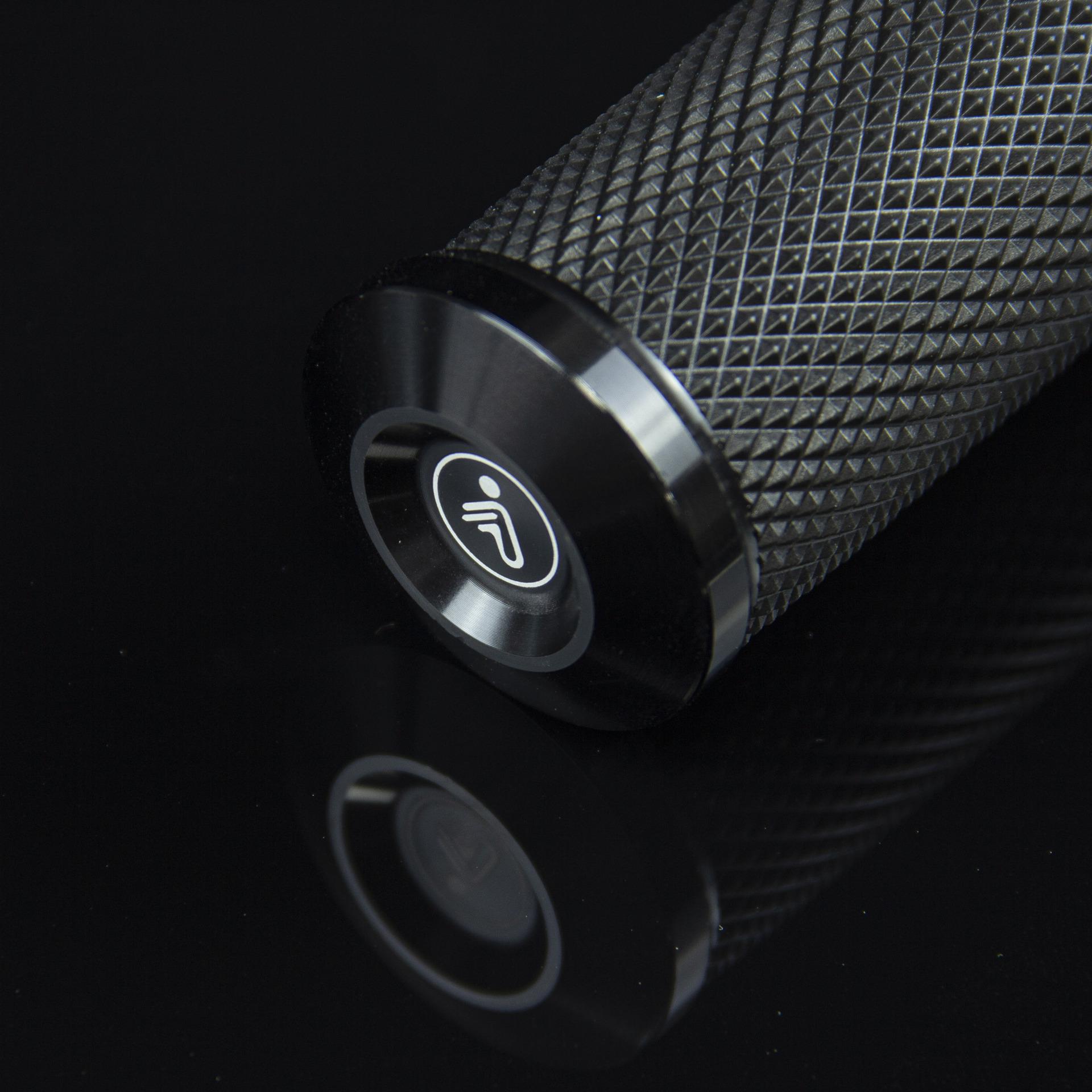 

Нескользящие ручки руля из алюминиевого сплава для электромобилей Nine C90/F90/BMAX/MMAX чёрный