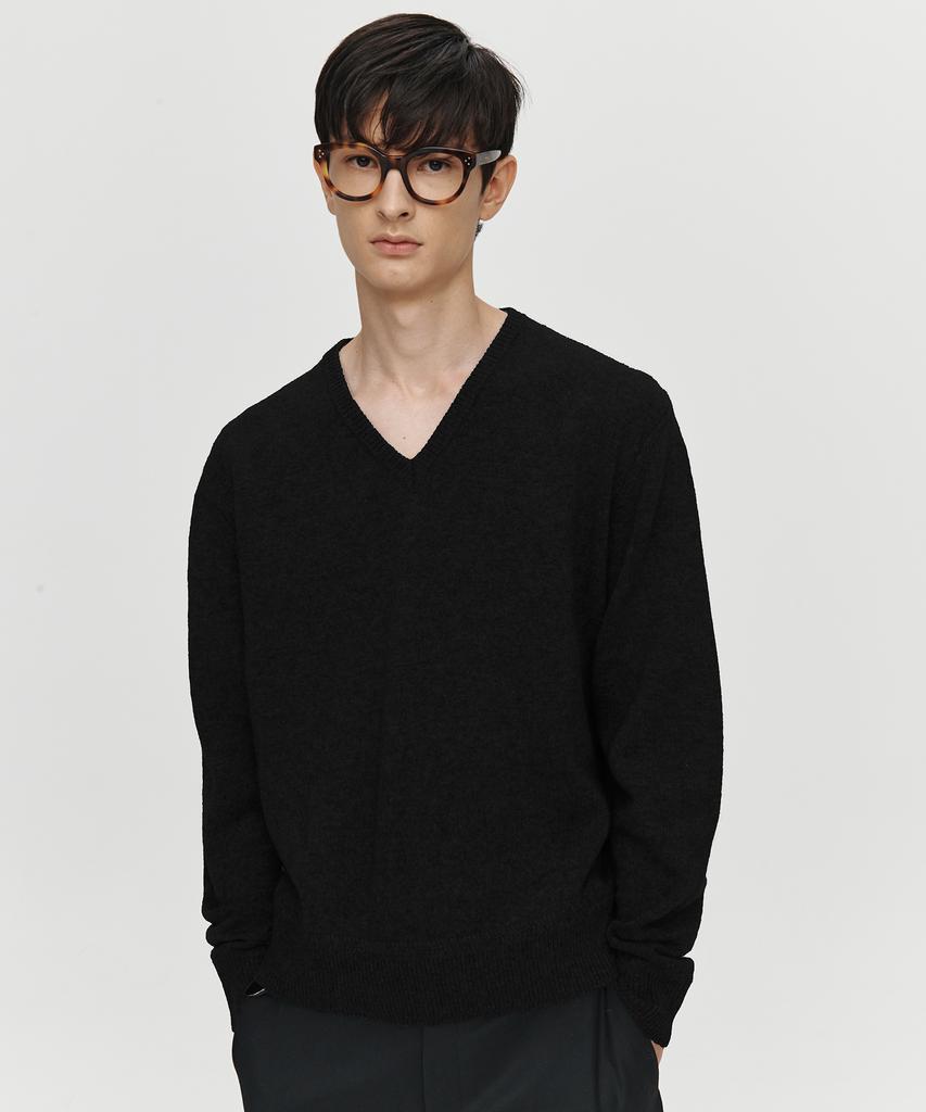 Hoite Cashmere Wool V Neck Knit (Black)