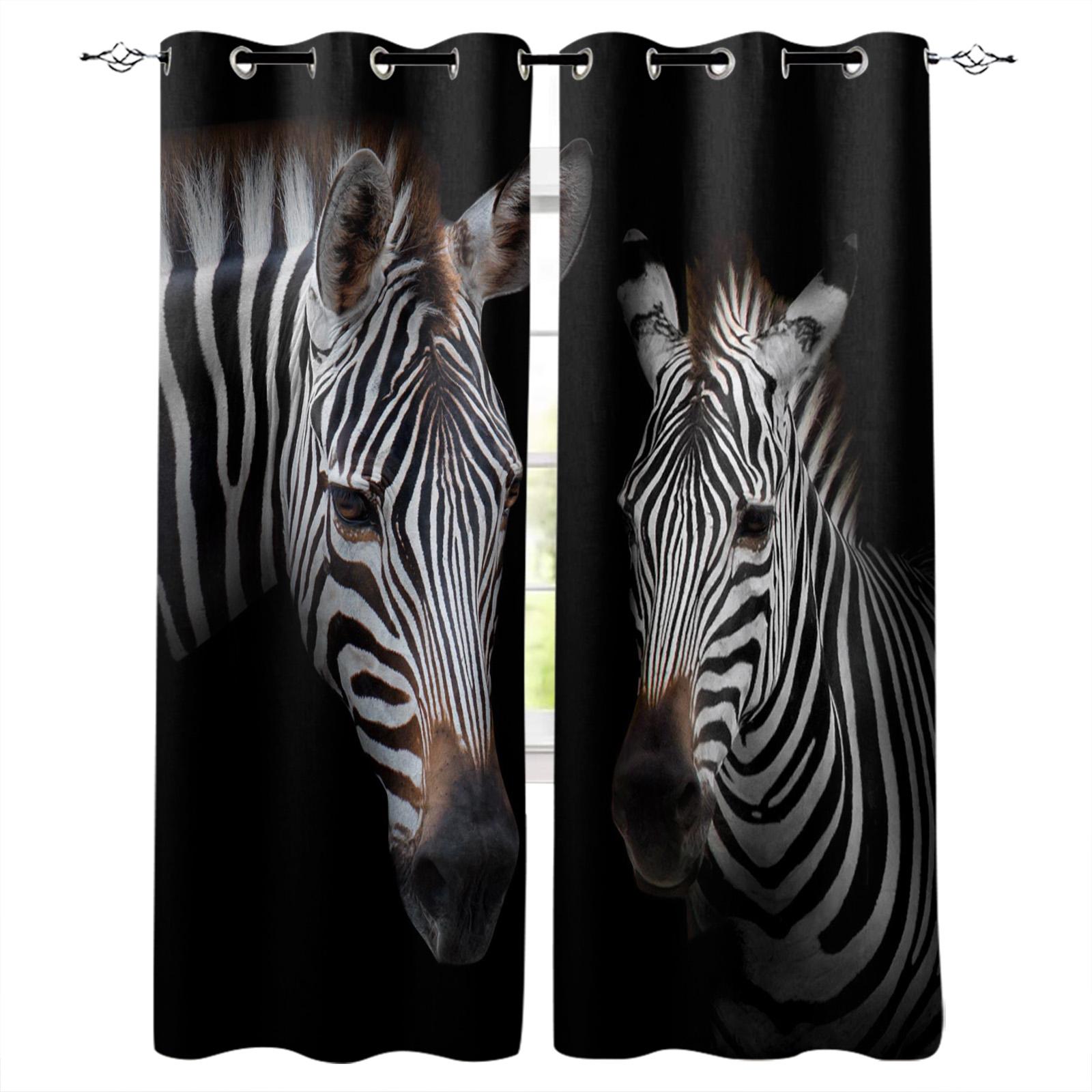 Шторы на окно с изображением лошади — фото 13