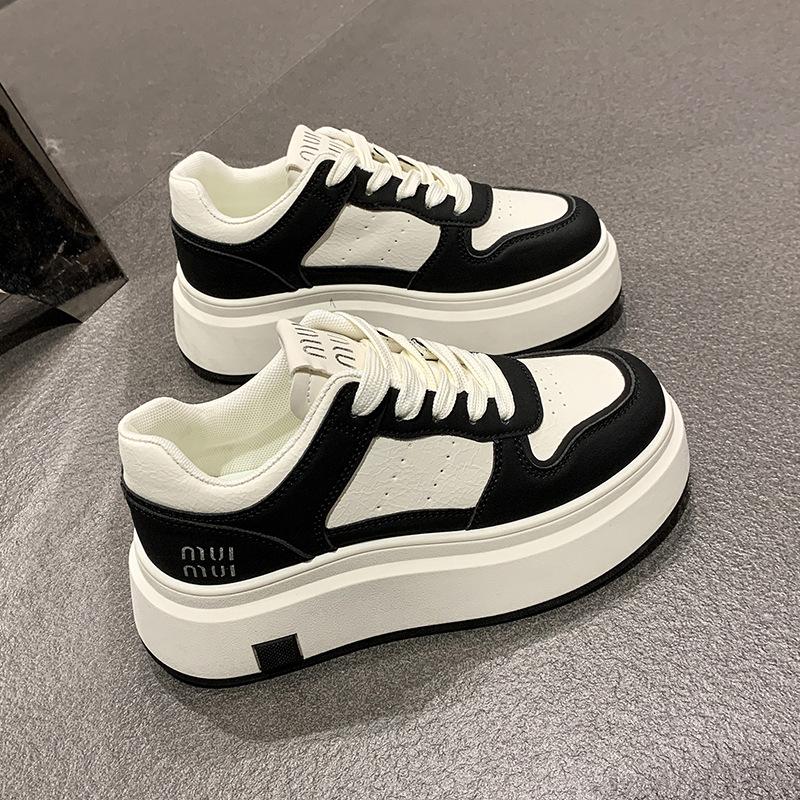 Pantofi albi mici din piele moale cu talpă groasă pentru femei, noi populari versatili super la modă cu înălțime adăugată, ușori s