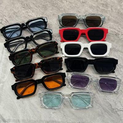 Neue Rechteckige Sonnenbrille Damen Herren Luxusmarke Designer Lässige Sonnenbrille Weiblich Männlich Kunststoff Persönlichkeit Outdoor Brille