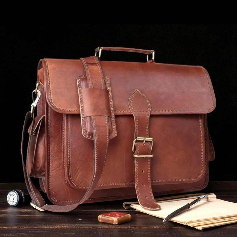 

Кожаный портфель-мессенджер для ноутбука для мужчин, монограммный кросс-боди, компьютерная сумка-слинг, сумка для проектов, подарок на Рождество для шаферов 15 x 11 x 4in