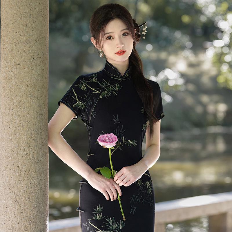 2026 New Chinese Style Silk Cheongsam: Summer-Autumn Retro Long Dress, Slim Fit, Double Layer for Banquets & Performances