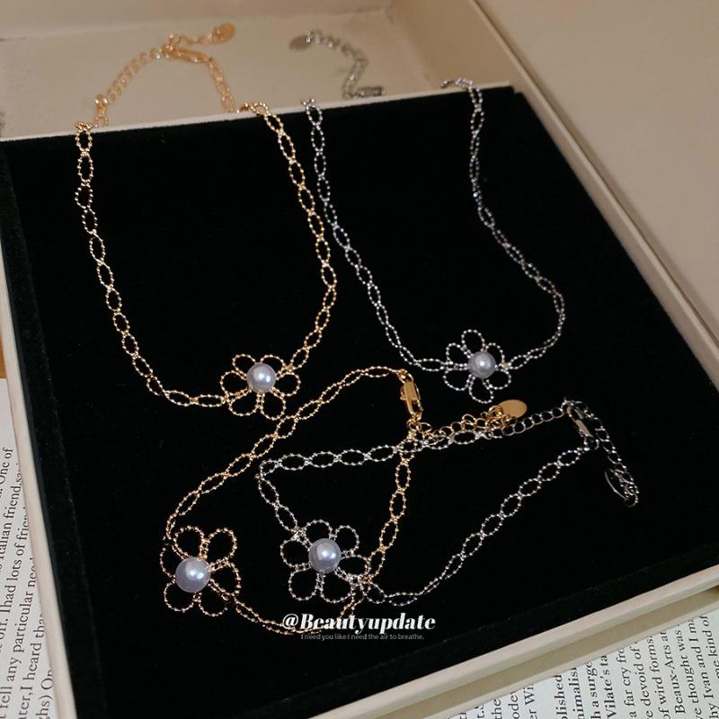Korean Ins Hollow Flower Pearl Necklace Bracelet Casual Fashion Versatile Jewelry Set Light Luxury Niche Jewelry