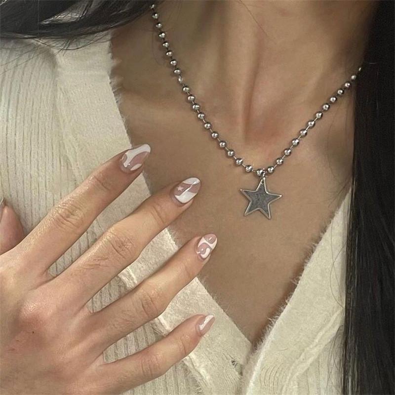 Fashionable Five Point Star Pendant Necklace With Elegant Round Bead Chain