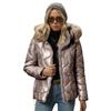 Vêtements matelassés en coton pour femmes avec taille brillante nacrée et capuche à col en fourrure fine