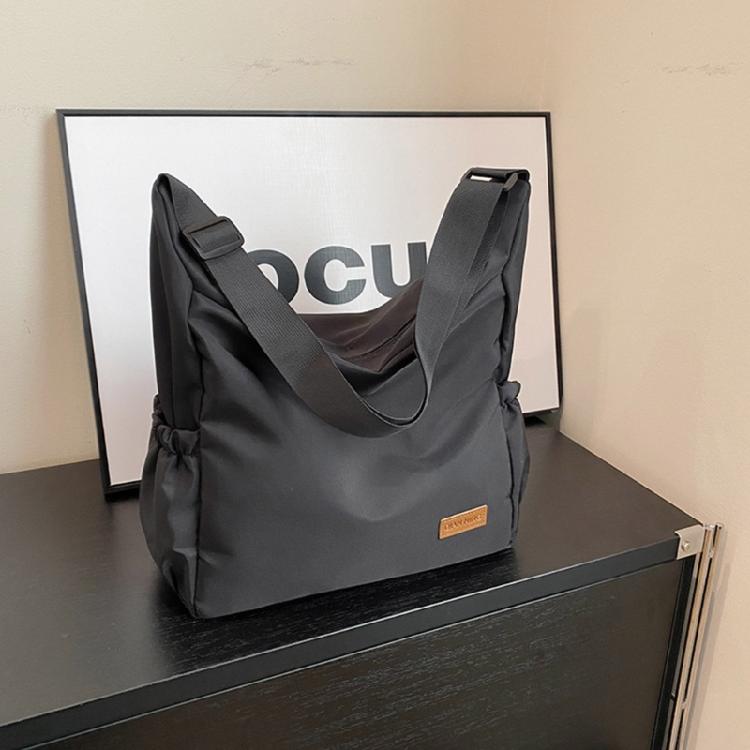 Spacious Nylon Shoulder Bag Comfortable & Stylish Messenger Bag Chic for Women