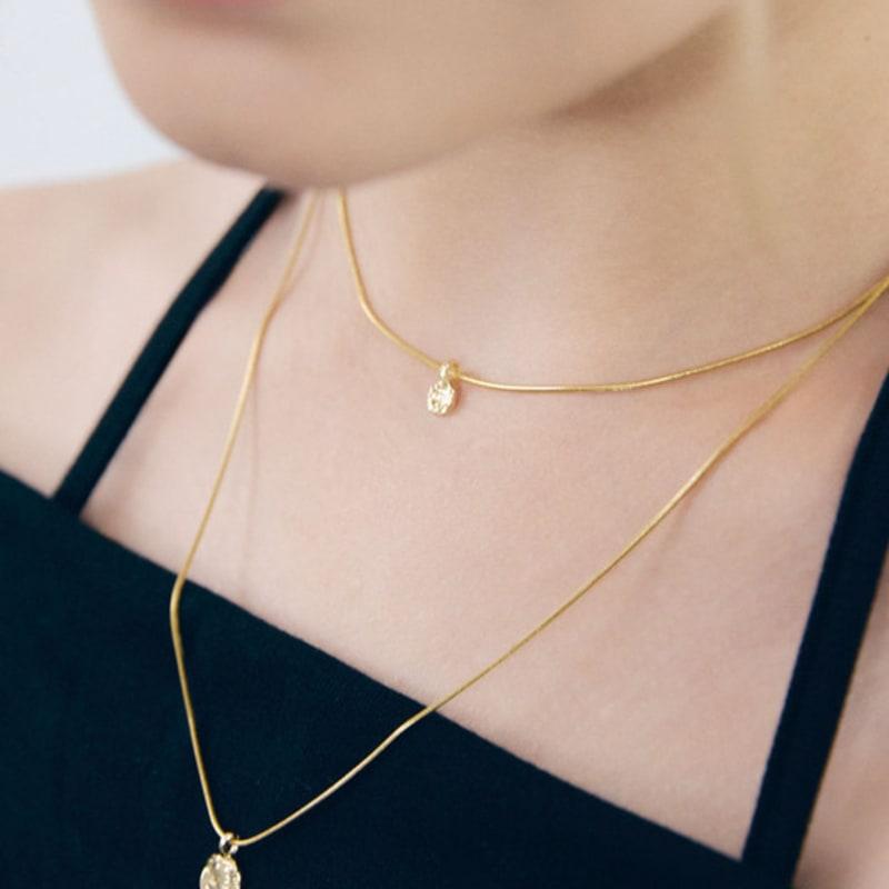 

NUOY Gold Surgical Pendant Necklace (2 Sizes) Short