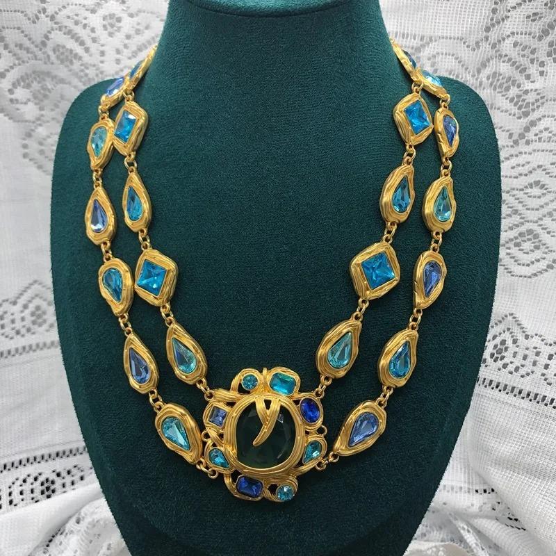

Темно-синие драгоценные камни в стиле ретро с резным узором, ожерелье, браслет, серьги