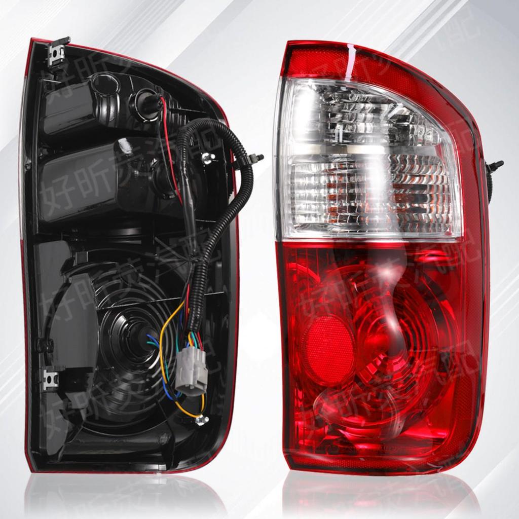 Toyota Tundra 2004-2006 Rear Tail Light Assembly Brake Light 81560-0C040
