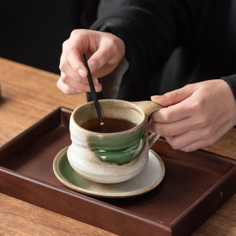 Japanese Nordic Travel Cup and Saucer Vintage Ceramic Coffee Cup and Saucer Camping Aesthetic Koffie Afternoon Tea Set Milk Cup