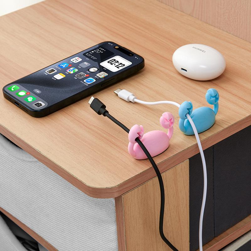 2PCS Cartoon Crab Cable Organizer Desk Self-Adhesive Data Cable Clip Phone Charging Cable Holder Home Office Cable Manager