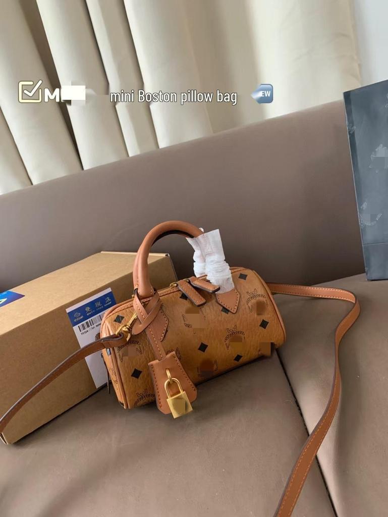 Bolsa Boston Feminina Marca M 2025 - Estampa de Flor Antiga com Fecho Dourado