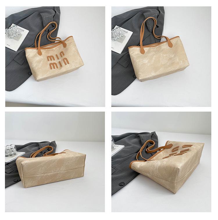 Large Capacity Women's Tote Bag - 2025 New Autumn/Winter Collection: Versatile & Stylish Shoulder Bag