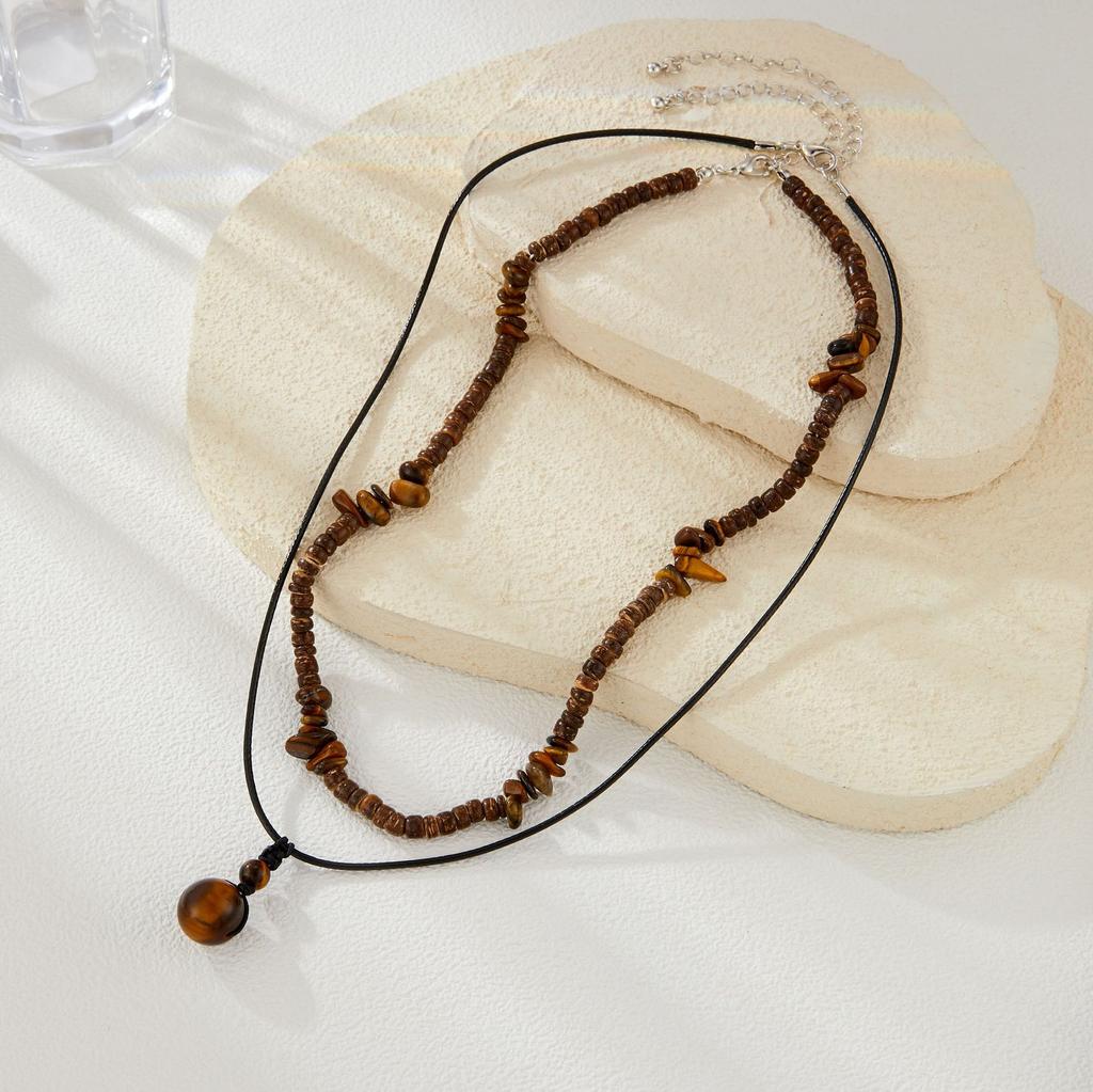 Necklace Timeless Versatile With Wooden Beads And Turquoise For Everyday Elegance
