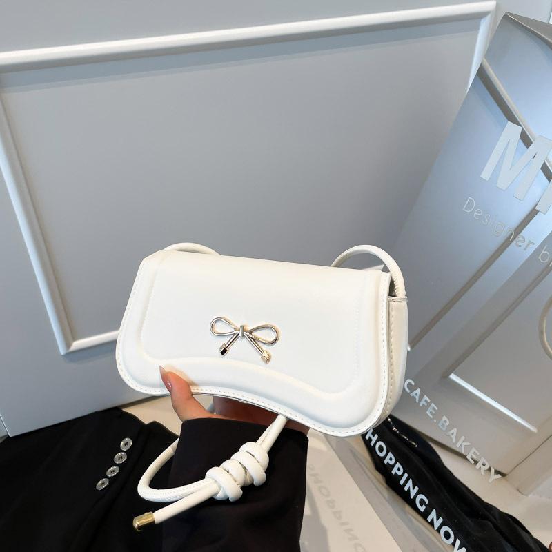 

Нишевая сумка подмышку женская новая модная портативная сумка-багет высокого класса на одно плечо сумка-мессенджер белый