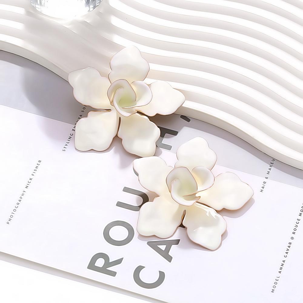 Exaggerate Oil Drop Flower Earrings for Women Luxury Design Stud Earrings Fashion Jewelry Accessories Party Wedding Gift