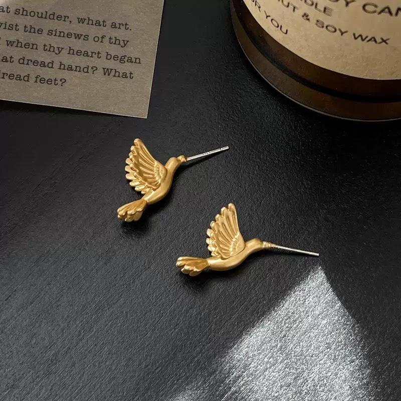 

Элегантные 3D серьги-гвоздики в виде летящей птицы - Простой, роскошный и модный дизайн с подвесками