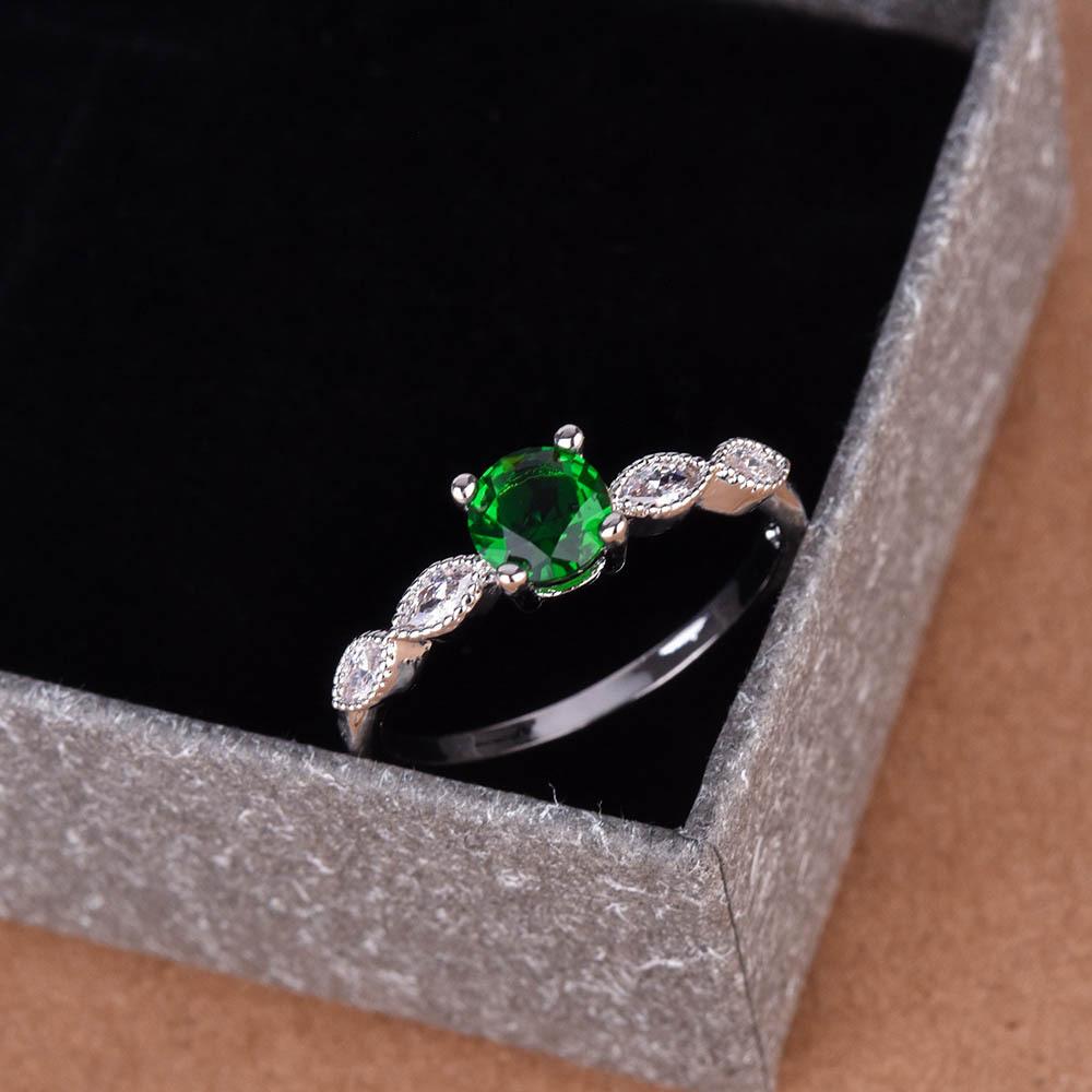 Luxury Blue Topaz and Diamond Ring for Women Stylish Red Gemstone Jewelry