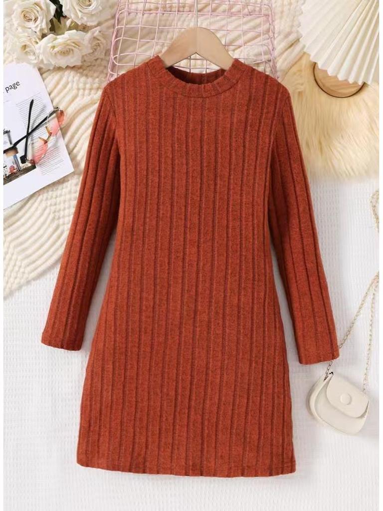 2025 Fall/Winter Slimming European & American Girls' Warm Dress