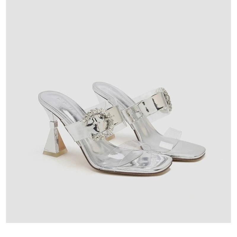 Fashion The New Summer Sandals with Transparent High Heels, Sexy Thin Heels and Fashionable Rhinestone Slippers Are Worn Outside