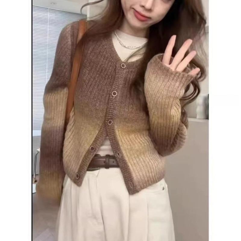 Women's Autumn and Winter Gradient Colour Round Neck Short Knitted Cardigan Jumper