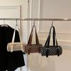 Luxuriöse Elegante Gepunktete Handtasche Reißverschluss PU Unterarmtasche Gepunktes Muster Achseltasche für Damen