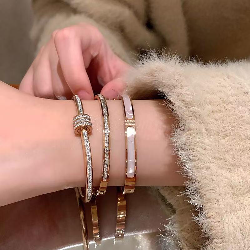 Luxurious Rose Gold Titanium Steel Bracelet with Starry Diamond Inlays & Colorfast Mother of Pearl for Women