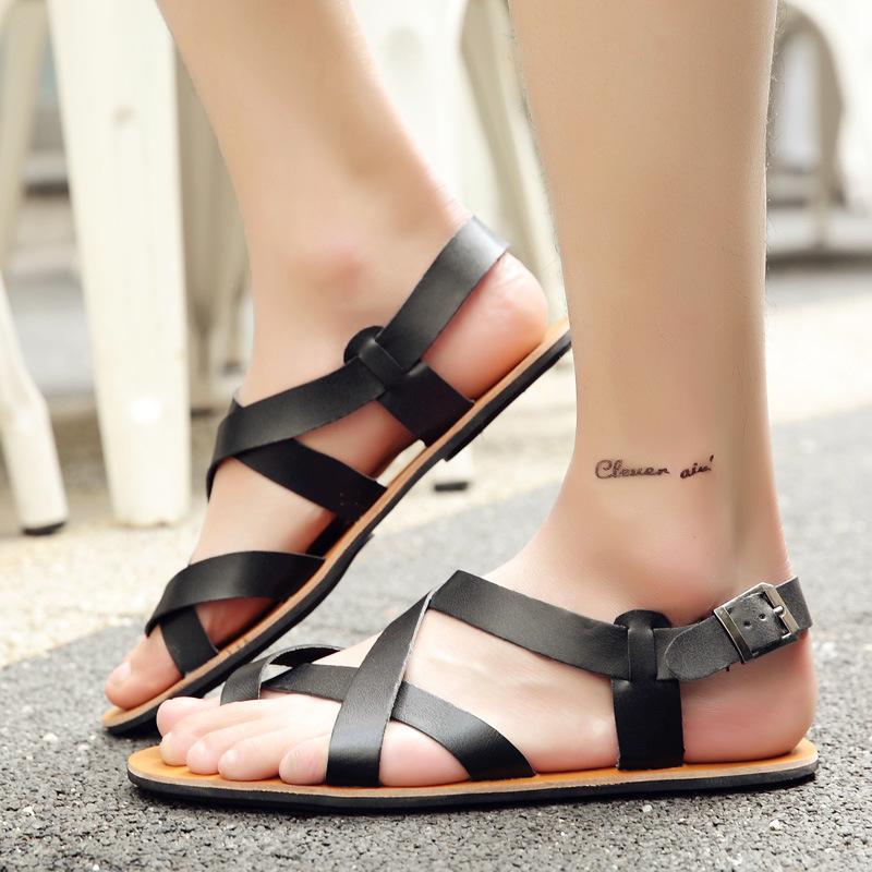 2025 sommar herrtofflor trend koreansk version av flip-flops halkfria lädersandaler romerska sandaler herrstrandskor