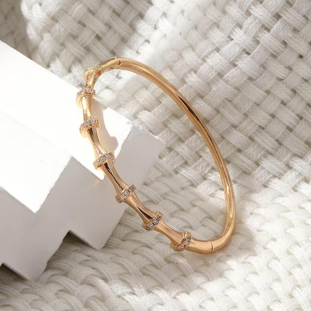 Versatile Bamboo Diamond Bangle - Trendy and Elegant Women's Jewelry