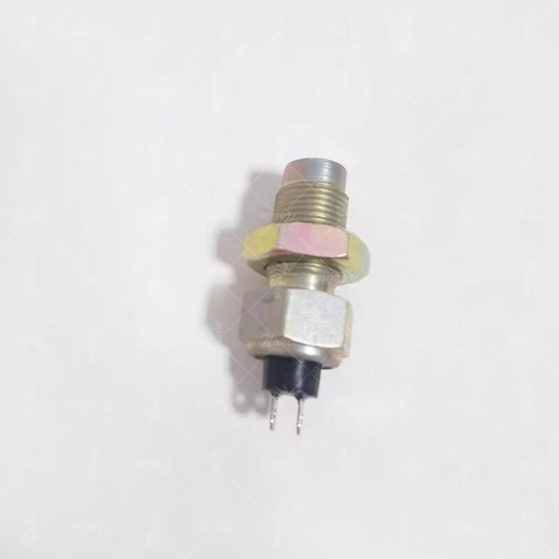 Dongfeng EQ2082 Engine Speed Sensor