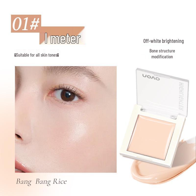 

Korean-Style Multi-Use Dewy Skin Highlighter for Natural Glow and Contour - Ideal for Face and Collarbone.