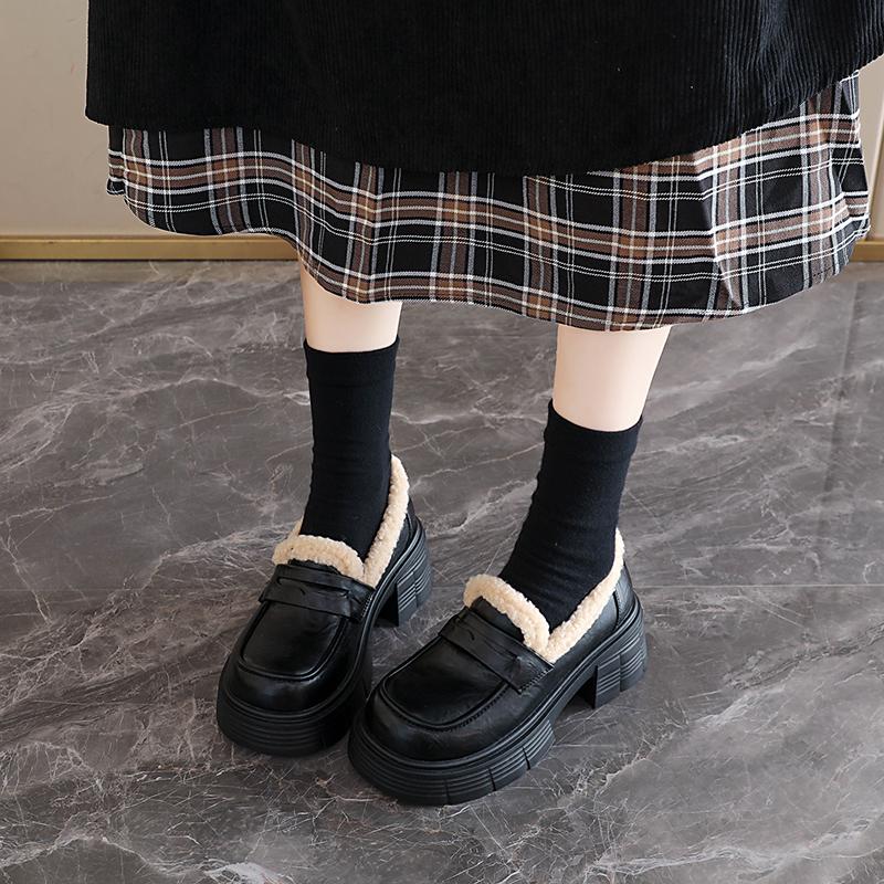 TUINANLE Winter New Plush Lined Loafers Women's Retro Chunky Platform Fluffy Leather Shoes Comfortable & Warm