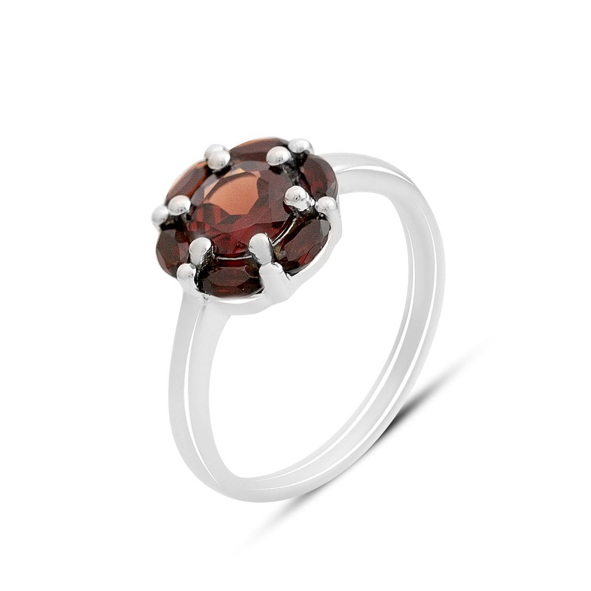 

Серебряное кольцо с натуральным гранатом 1.667ct, вес изделия 2,83 гр (2166351) 18