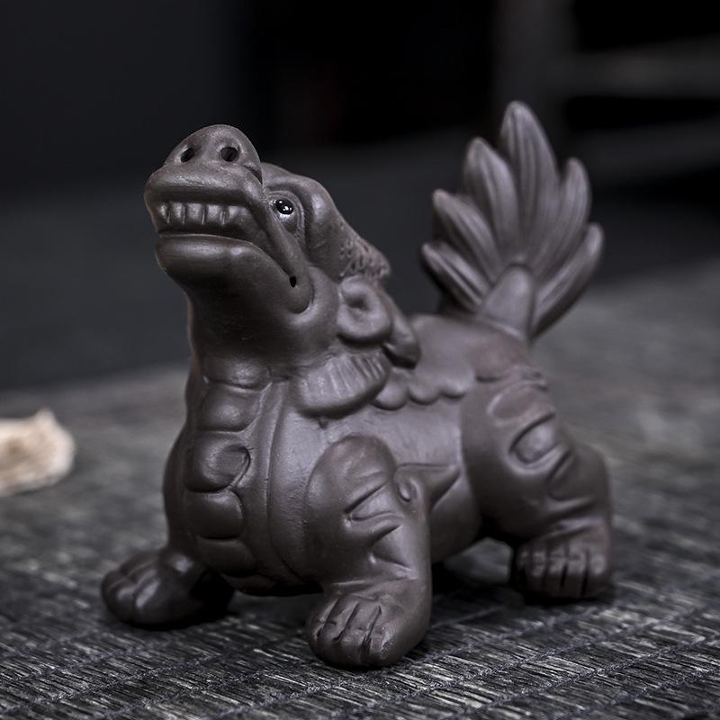 Pixiu Purple Clay Tea Pet: Dragon's Nine Sons Tea Set Accessory for Wealth and Tea Ceremony Cultivation