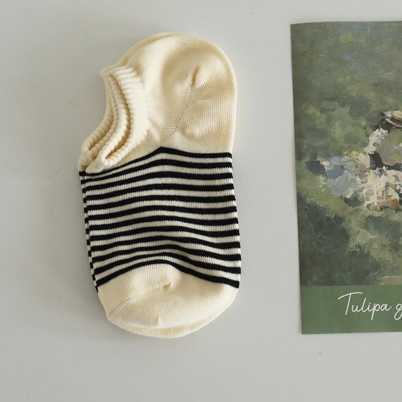 Striped Mid-Leg Socks Ceiling Xiaohongshu Exploration Store Recommended Colored Striped Mid-Length Socks Collection