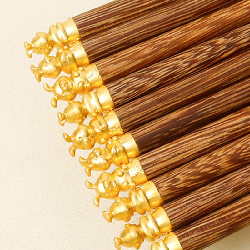 Čínský zvěrokruh Dřevěné jídelní hůlky Kawaii Sushi Pár Krásné a praktické Dřevěné nádobí