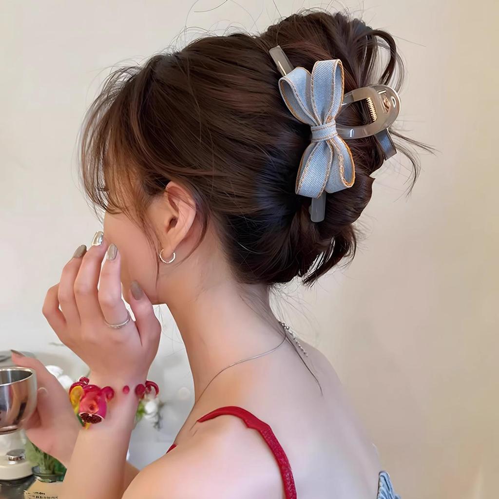 Women's Bowknot Claw Clip: Small & Medium Sizes, Ideal for Little Hair & Half Updos