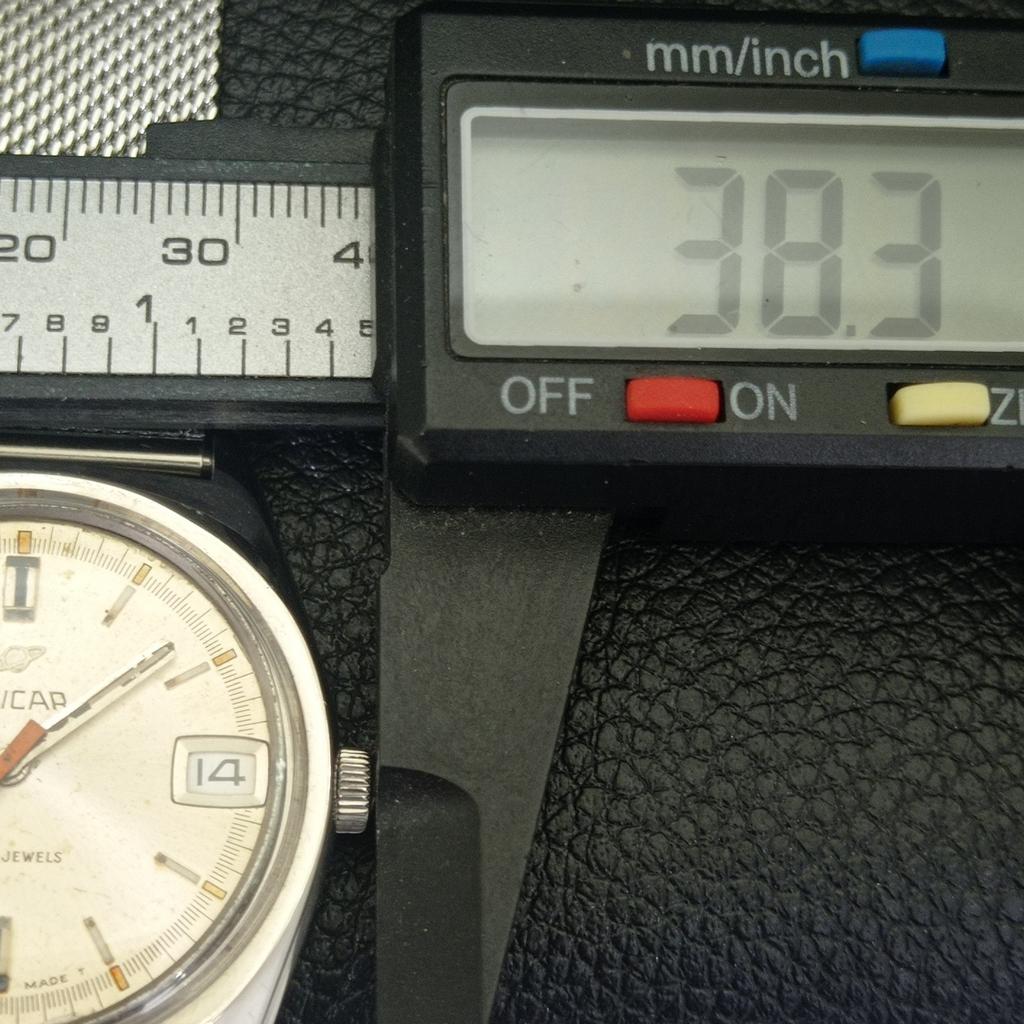 RARE ENICAR STAR JEWELS HAND-WINDING SWISS MENS VINTAGE WATCH A703865-1 R213f-a703865