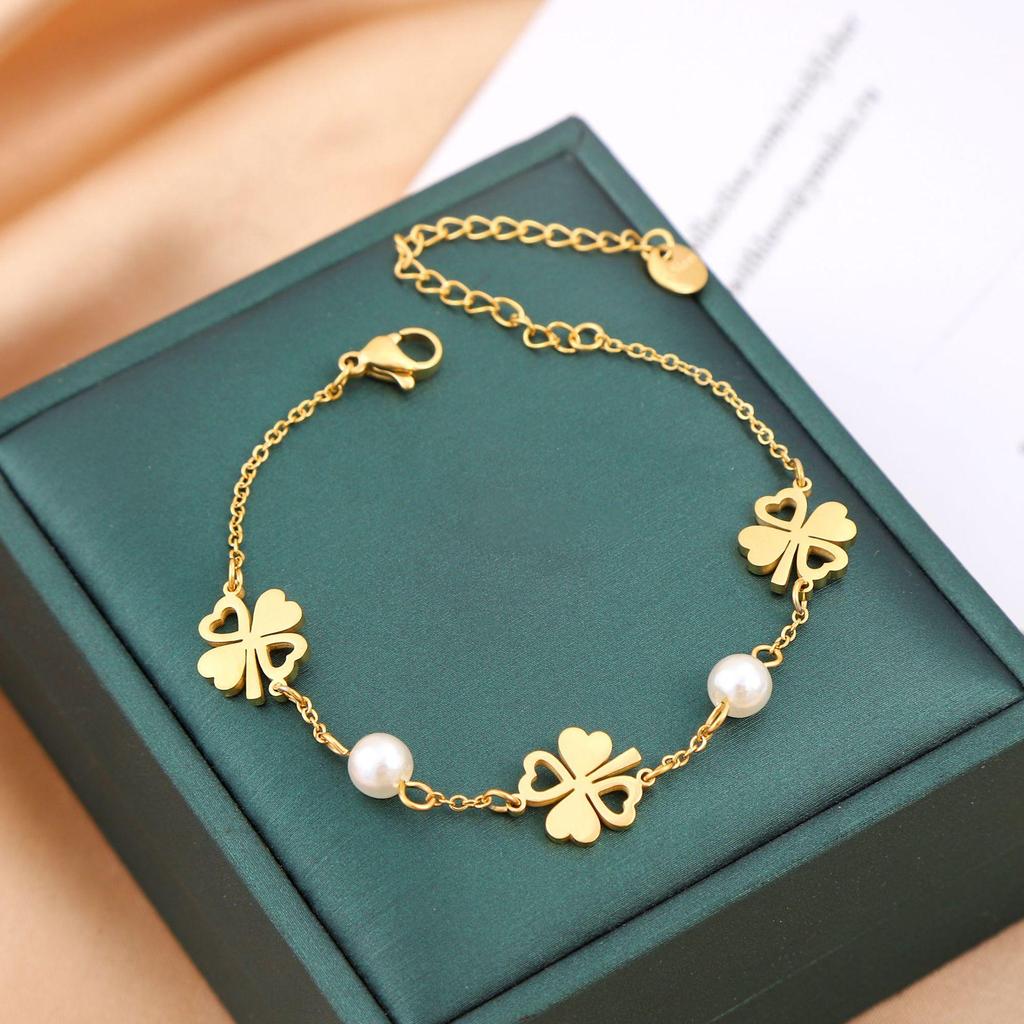 Elegantes Damenarmband aus Titanstahl - Stilvolles High-End-Design, Leichter Luxus, Vielseitiges Modeaccessoire