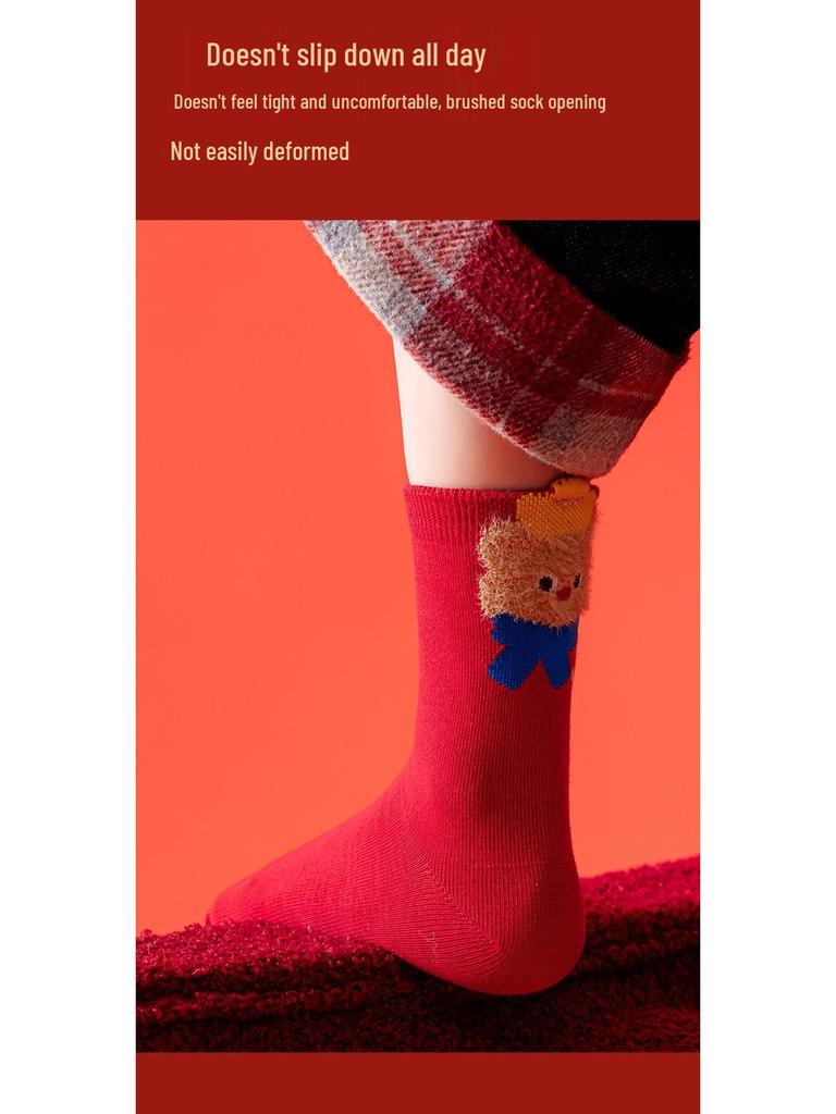 Children's Seamless Zodiac Horse Socks - Red Combed Cotton, Mid-Calf, Sweat-Wicking, Cartoon Design for Boys/Girls, Autumn/Winter.