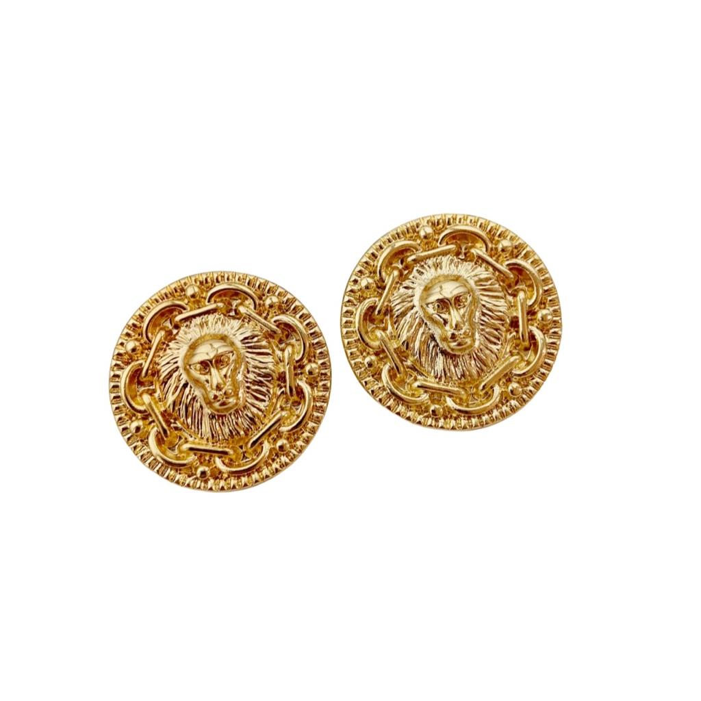 Fashionable vintage lion head round earrings for women, made of zinc alloy