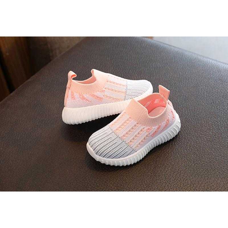 Весенне-осенняя детская обувь контрастных цветов с укороченным кроем — фото 8