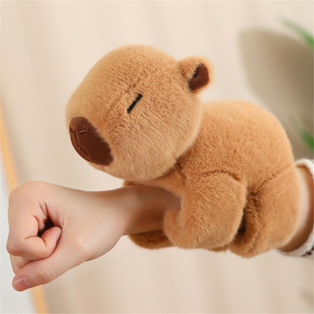 

Новый милый браслет-браслет Capybara Animal Slap Wrap Wrap Capybara Panda Fox Plush Hand Ring Band Toys Gift to Birthday 20cm