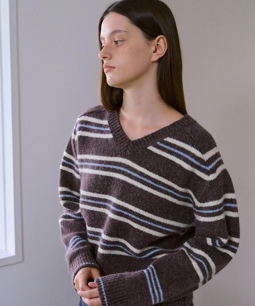 AHWE Alpaca Striped V-Neck Knit_Brown
