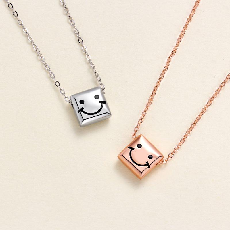 Smile Smiley Face Necklace Fashion Expression Pack Creative Niche Personality Cute Pendant Collarbone Chain Female Tide Quality